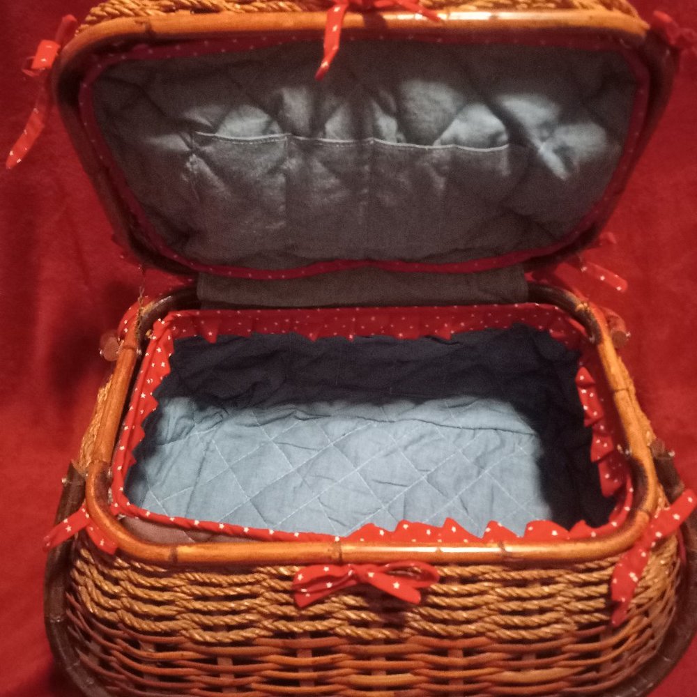 Rare Vintage SEARS Picnic Basket